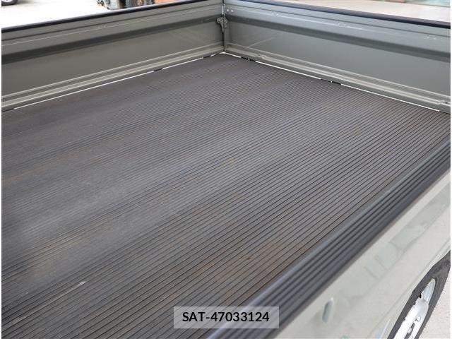 Suzuki SUPER CARRY 2023-08 8132552-25