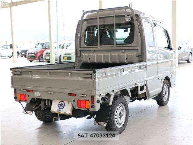 Suzuki SUPER CARRY 2023-08 8132552-4