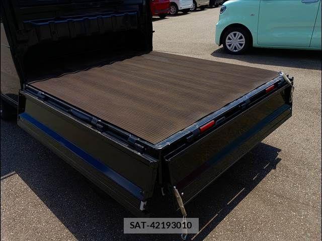 Suzuki SUPER CARRY 2021-12 8210478-12