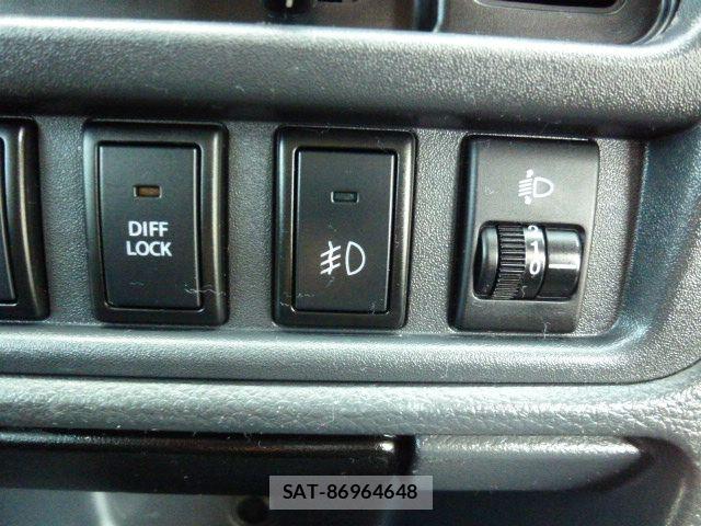 Suzuki SUPER CARRY 2018-05 8231977-10