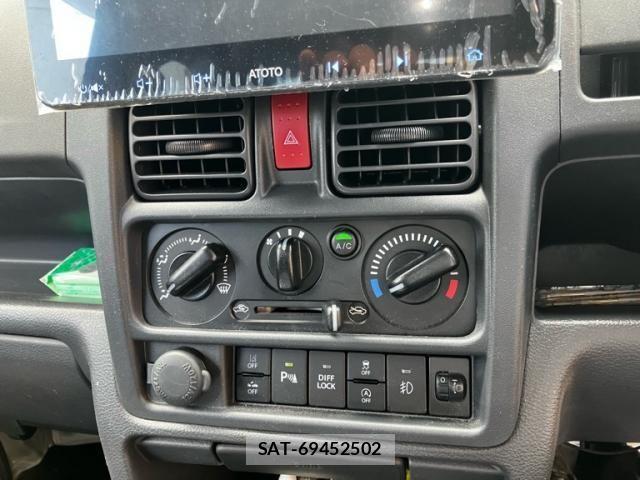 Suzuki SUPER CARRY 2024-07 8231975-11