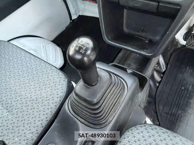 Suzuki SUPER CARRY 2018-12 8317424-19