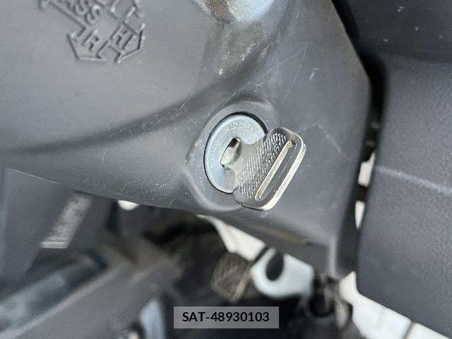 Suzuki SUPER CARRY 2018-12 8317424-25
