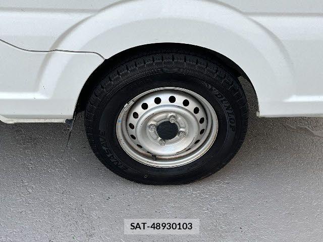 Suzuki SUPER CARRY 2018-12 8317424-26
