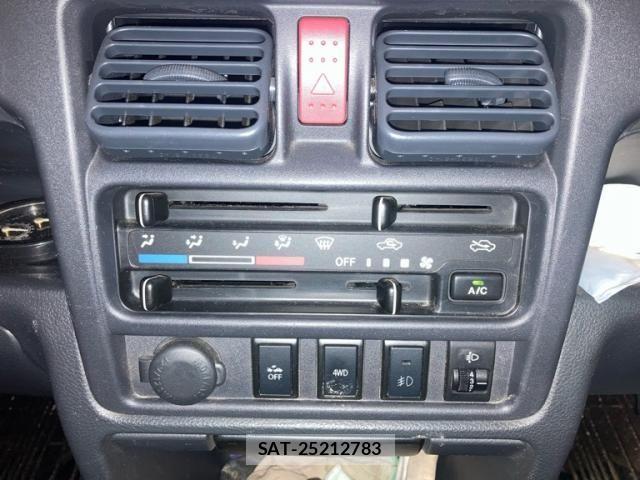 Suzuki SUPER CARRY 2019-01 8338059-10