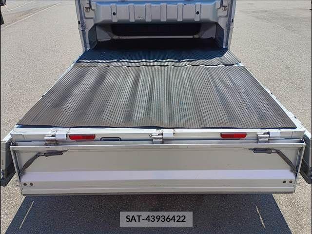Suzuki SUPER CARRY 2019-02 8415220-11