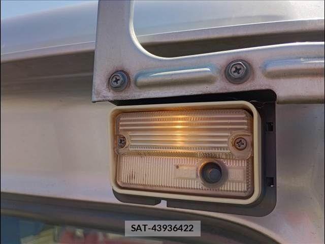 Suzuki SUPER CARRY 2019-02 8415220-12