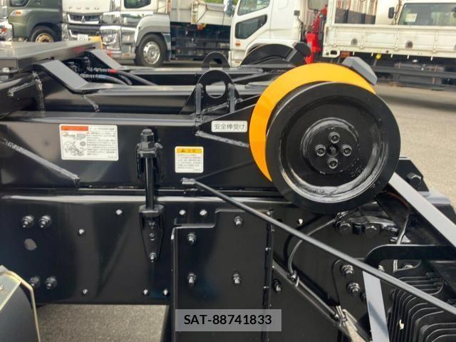 MITSUBISHI FUSO SUPER GREAT 2025-05 1259506-9