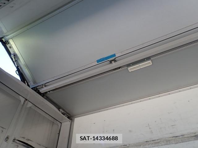 MITSUBISHI FUSO SUPER GREAT 2015-06 1276523-26