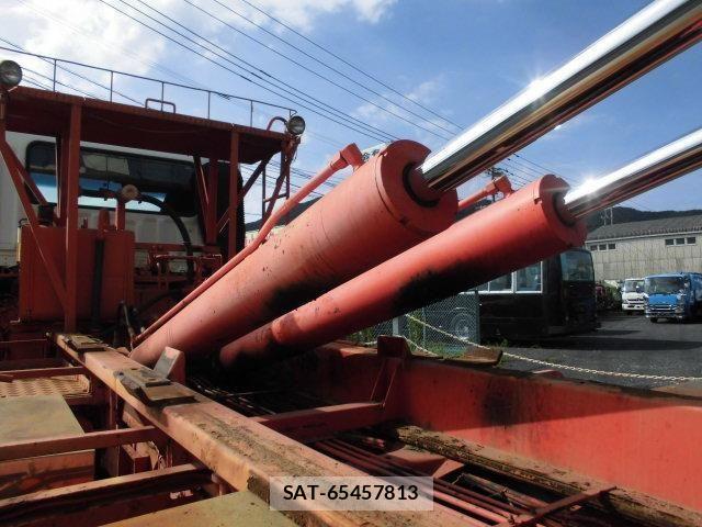 MITSUBISHI FUSO SUPER GREAT 2007-08 1309932-18