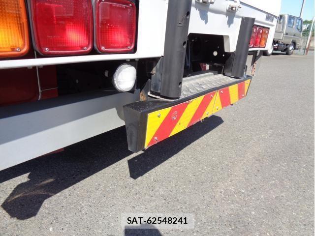 Mitsubishi GREAT 2023-10 1346318-10