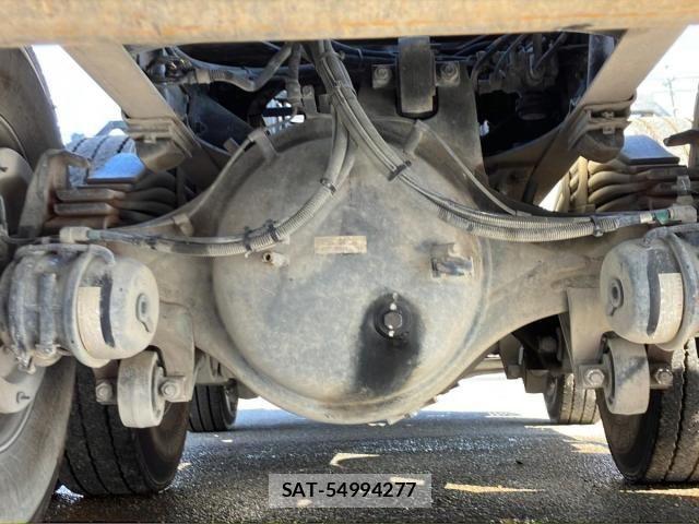 Mitsubishi GREAT 2020-10 1362338-15