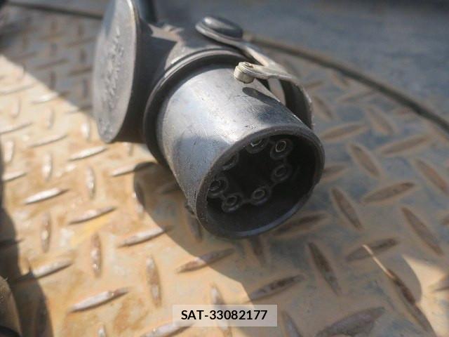 Mitsubishi GREAT 2016-12 1375204-6