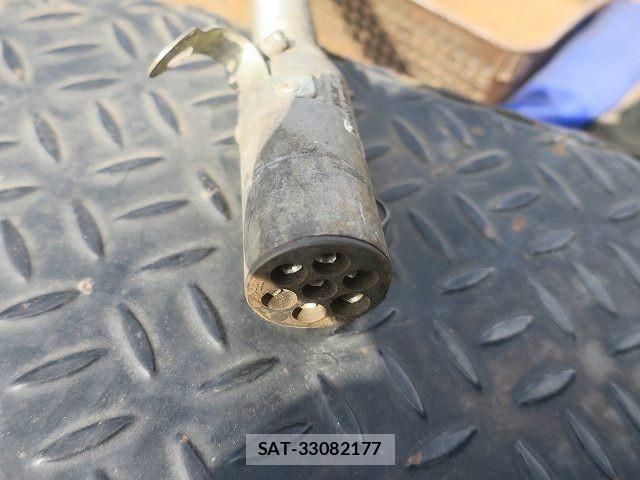 Mitsubishi GREAT 2016-12 1375204-7