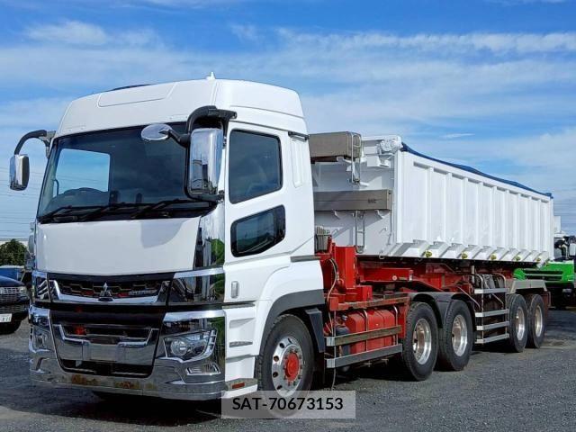 Mitsubishi GREAT 2020-08 1405558-0