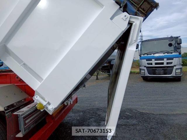 Mitsubishi GREAT 2020-08 1405558-12