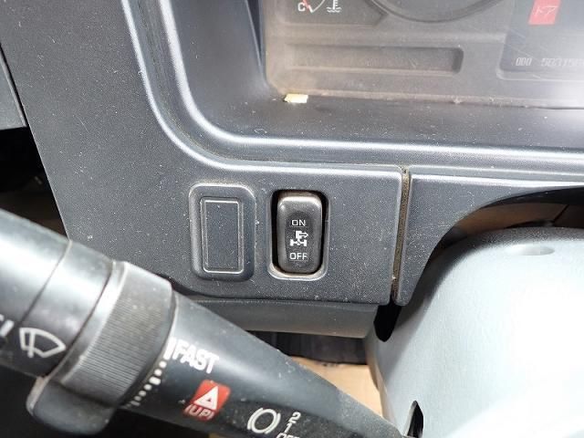 Mitsubishi GREAT 2013-12 1427356-16