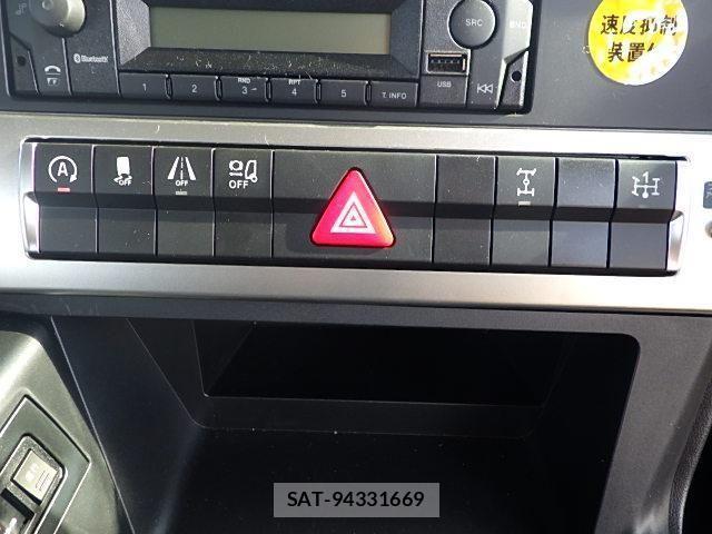 Mitsubishi GREAT 2024-04 1447096-19