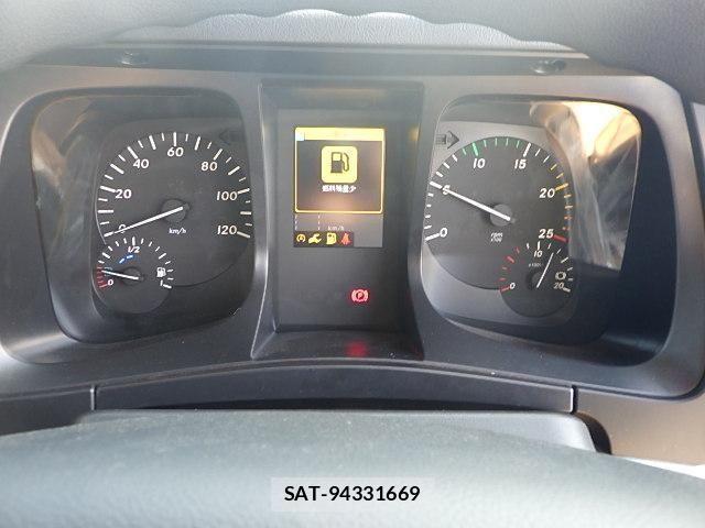 Mitsubishi GREAT 2024-04 1447096-26