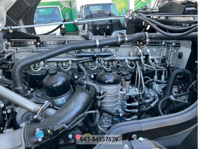 Mitsubishi GREAT 2024-10 1447097-17