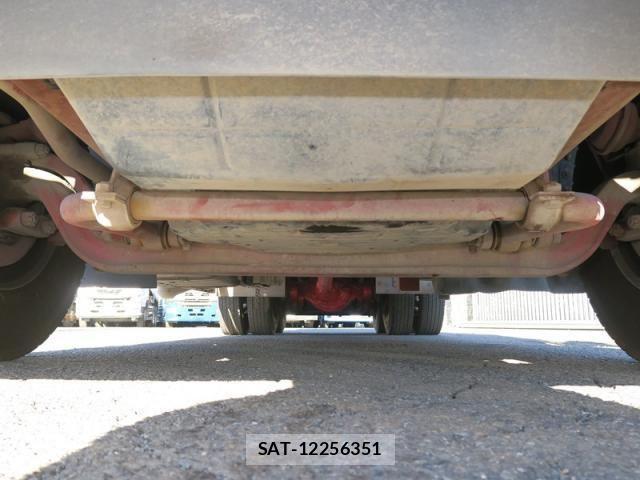 Mitsubishi GREAT 2018-10 1447094-20