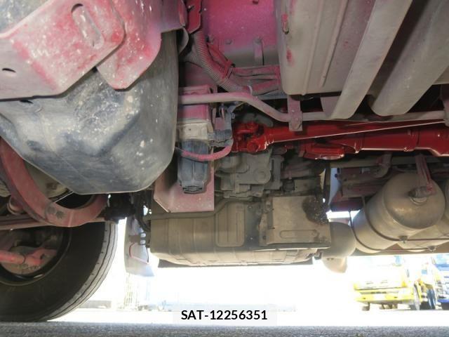 Mitsubishi GREAT 2018-10 1447094-22