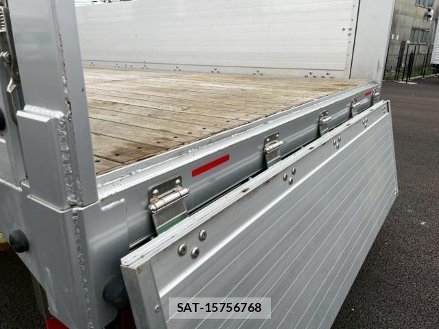 Mitsubishi GREAT 2023-09 537172-18