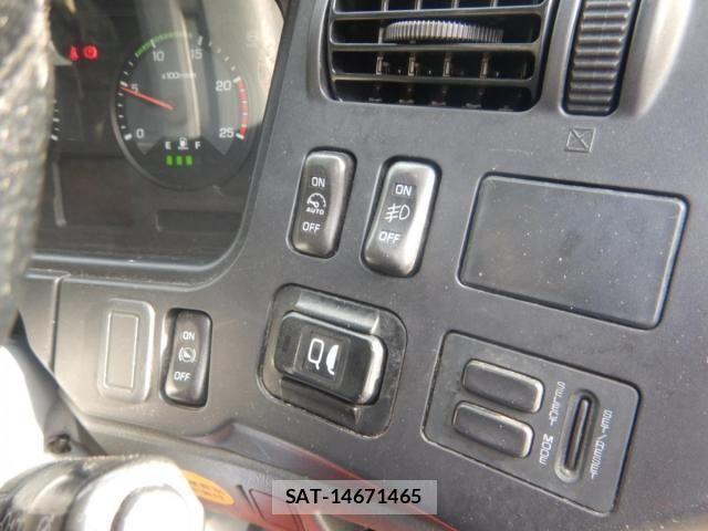 Mitsubishi GREAT 2015-08 409377-15