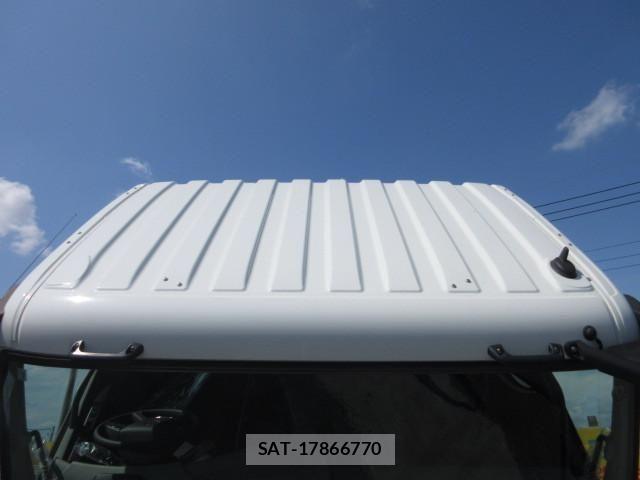 Mitsubishi GREAT 2024-07 1059366-23