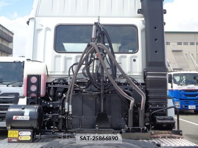 Mitsubishi GREAT 2025-04 1205120-11