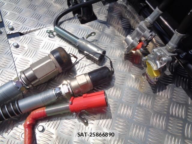 Mitsubishi GREAT 2025-04 1205120-12