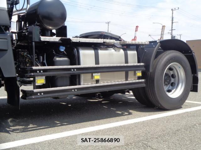 Mitsubishi GREAT 2025-04 1205120-14