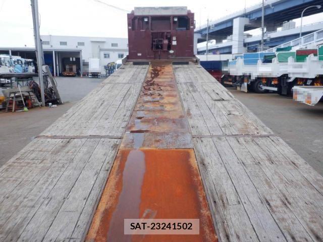Mitsubishi GREAT 2023-09 537132-12