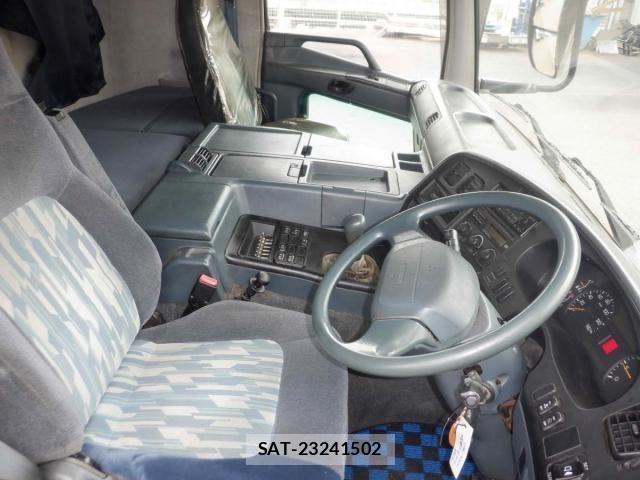 Mitsubishi GREAT 2023-09 537132-27