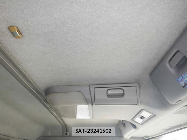 Mitsubishi GREAT 2023-09 537132-28