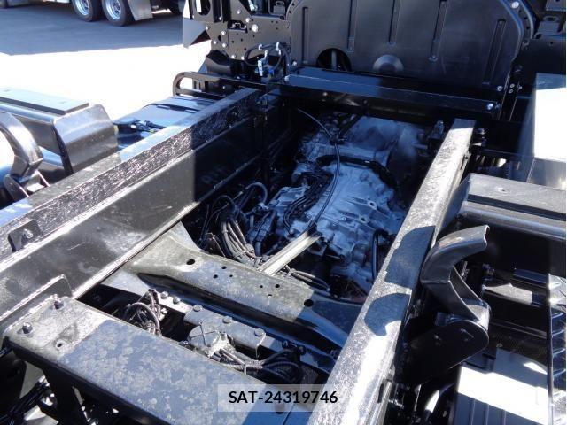 Mitsubishi GREAT 2023-09 537137-6