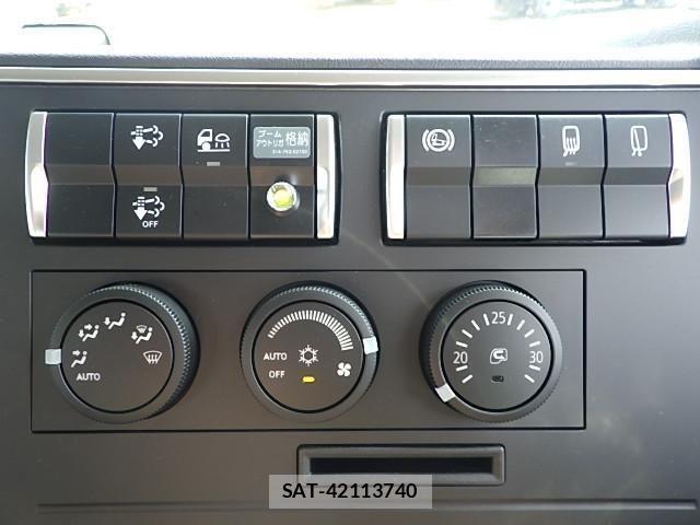 Mitsubishi GREAT 2023-11 537297-21