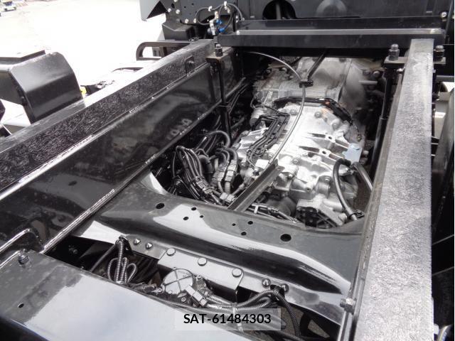 Mitsubishi GREAT 2023-12 793412-8