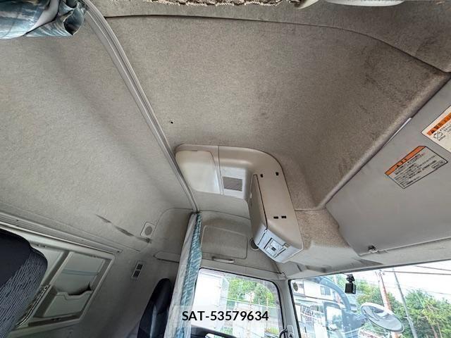Mitsubishi GREAT 2020-01 1082409-25