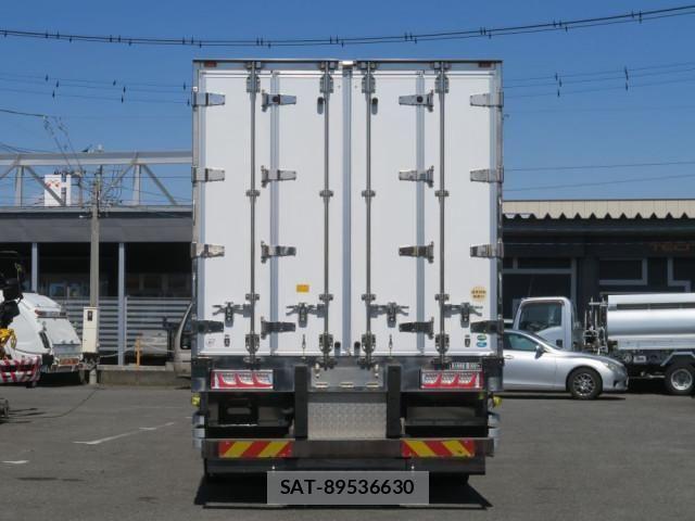 Mitsubishi GREAT 2019-04 830141-3