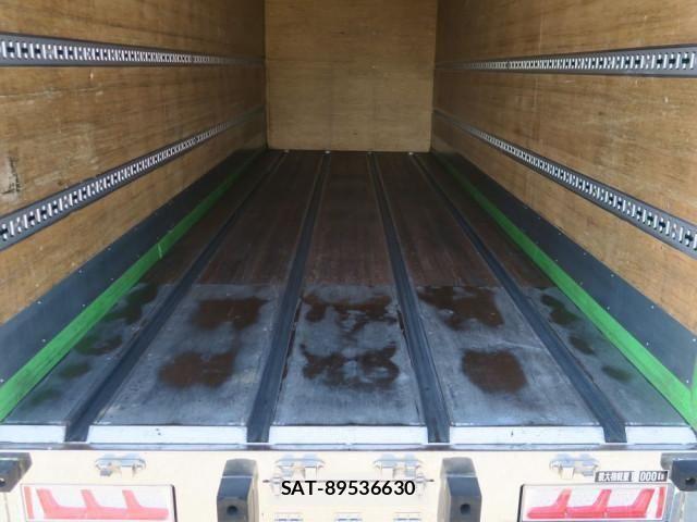 Mitsubishi GREAT 2019-04 830141-7