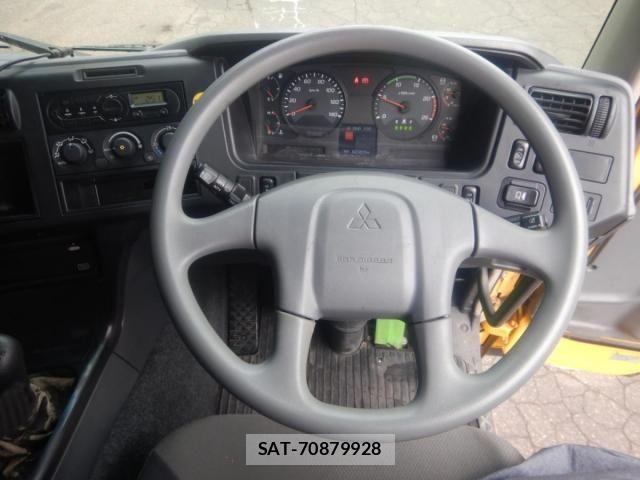 Mitsubishi GREAT 2016-09 719841-9