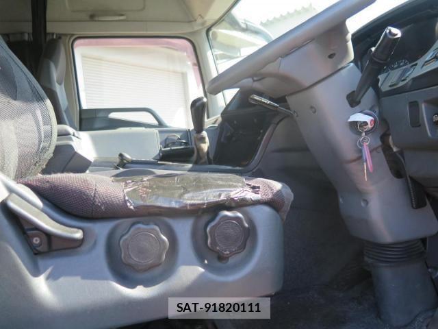 Mitsubishi GREAT 2013-06 886940-16