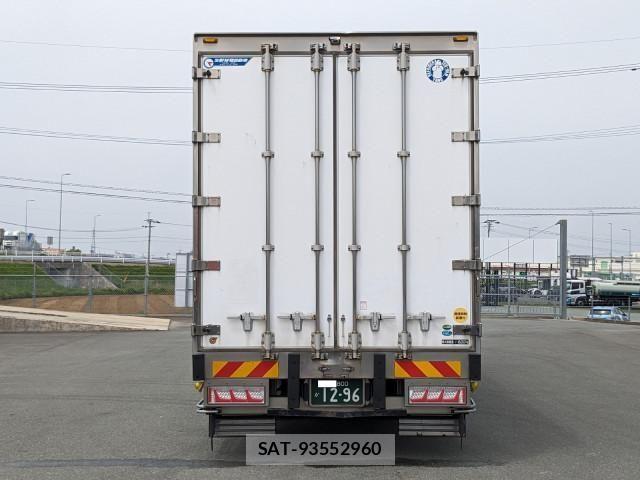 Mitsubishi GREAT 2020-03 912042-7