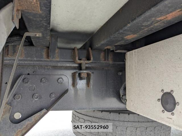 Mitsubishi GREAT 2020-03 912042-10