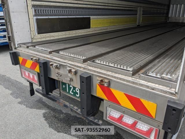 Mitsubishi GREAT 2020-03 912042-18