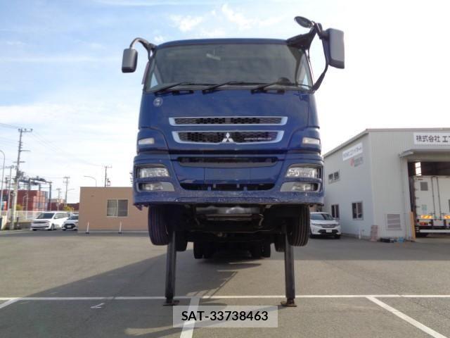 Mitsubishi GREAT 2015-10 1587410-11