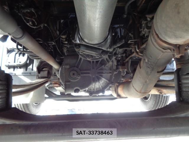 Mitsubishi GREAT 2015-10 1587410-26