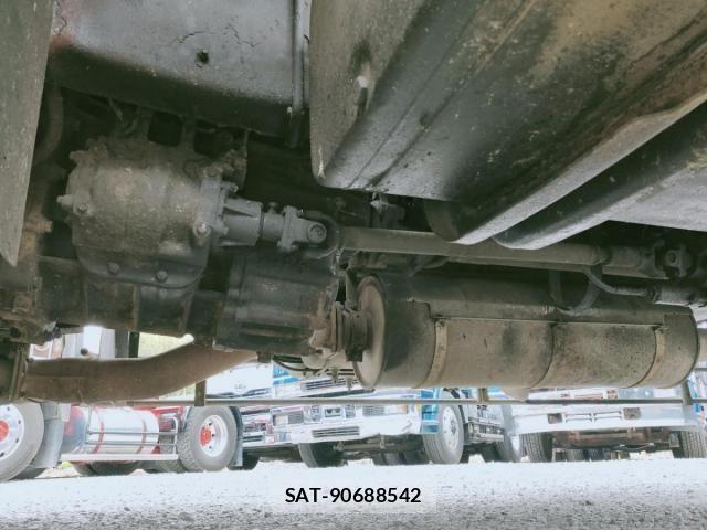 Mitsubishi GREAT 2002-12 1587414-12