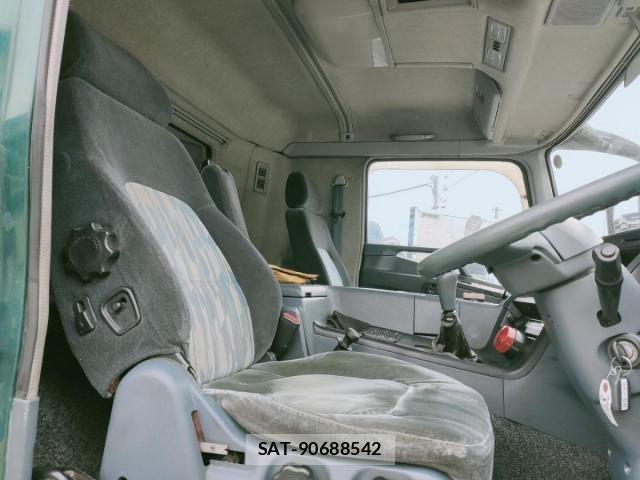 Mitsubishi GREAT 2002-12 1587414-14